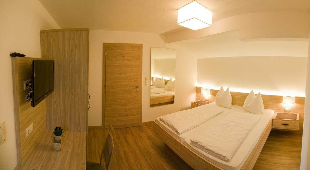 Garni Appartement Alpenresidence كاديبيترا الغرفة الصورة