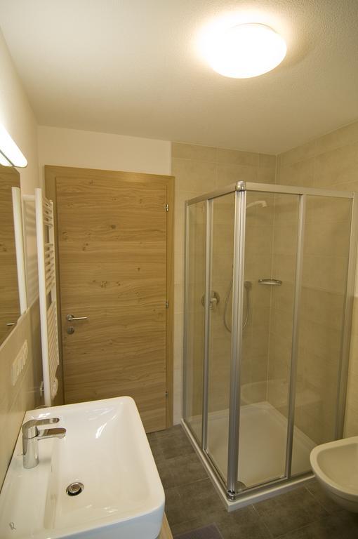 Garni Appartement Alpenresidence كاديبيترا الغرفة الصورة