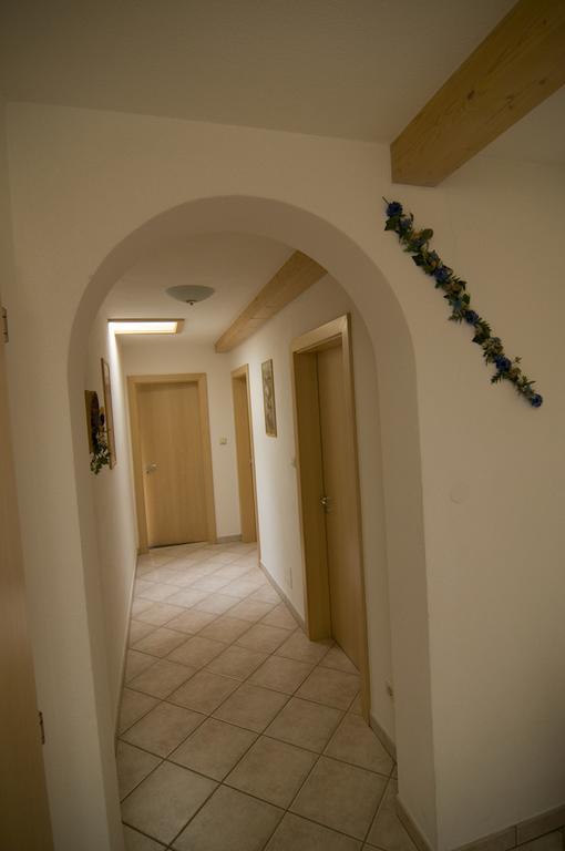 Garni Appartement Alpenresidence كاديبيترا الغرفة الصورة